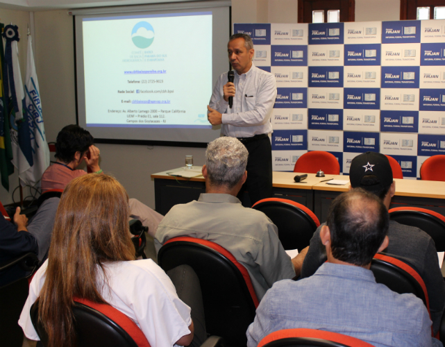 Jorge Peron apresentou aos secretários a viabilidade da criação de um consórcio entre os municípios para agilizar o licenciamento das empresas