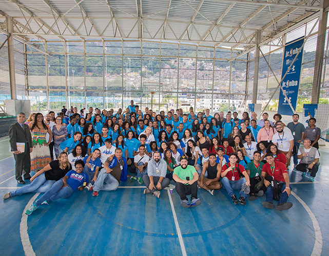 ViraVida 2018 executará um trabalho de desenvolvimento humano e qualificação profissional para 100 jovens, entre 15 e 22 anos, da Rocinha e arredores