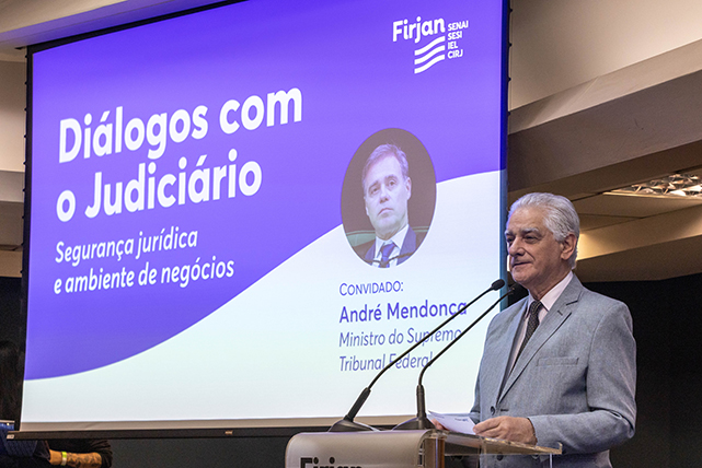 dialogos_juridicos1.jpg