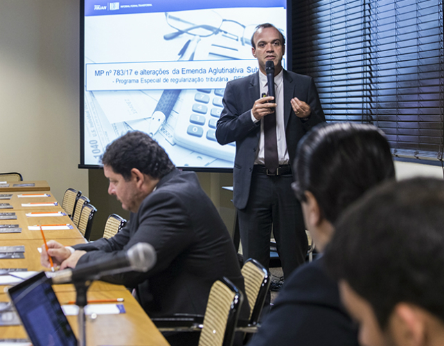 Sandro Machado detalhou a tramitação, no Congresso Nacional, da Medida Provisória do PERT (MP nº 783/17)