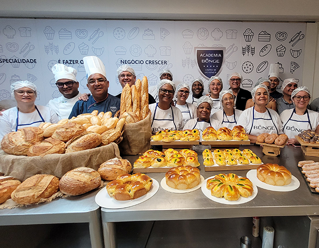 Alunos participaram de workshop com especialistas da Bunge em que aprofundaram o conhecimento técnico para a produção de pães e doces