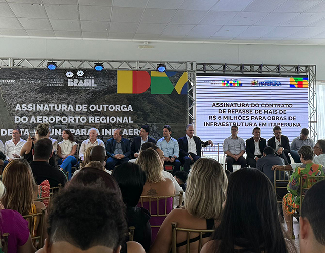Solenidade em Itaperuna, no Noroeste Fluminense, reuniu diversas autoridades