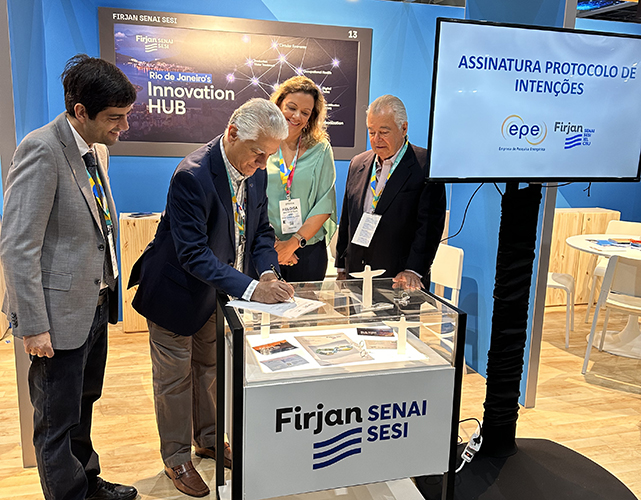 Na OTC 2024, Thiago Prado, EPE, e Luiz Césio Caetano, Firjan, firmam parceria para atração de investimentos