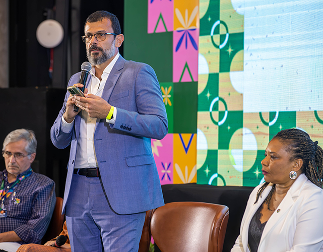 Leo Edde, vice-presidente da Firjan, ao lado da ministra da Cultura, Margareth Menezes