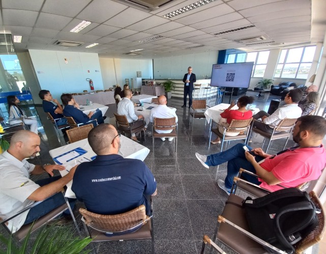 Industriais debaterem oportunidades no mercado de Óleo, Gás e Naval em Macaé
