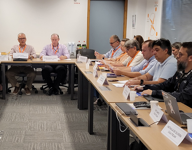 Reunião mensal do Conselho ocorreu nas instalações da Orange Business, no bairro Quitandinha