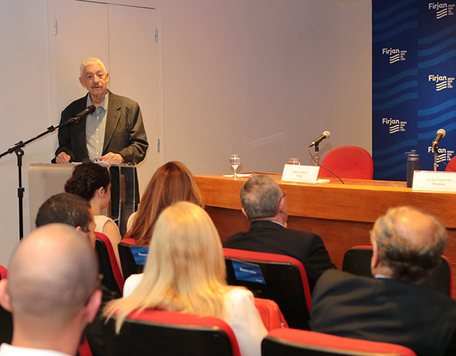 Isaac Plactha, vice-presidente da Firjan CIRJ e presidente do Siquirj, fez a abertura oficial do evento