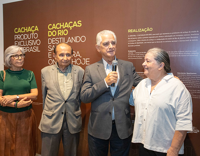 Maria Lucia Horta Jardim; Márcio Fortes, assessor de Relações Institucionais da Firjan; Luiz Césio Caetano; e Kátia Espírito Santo