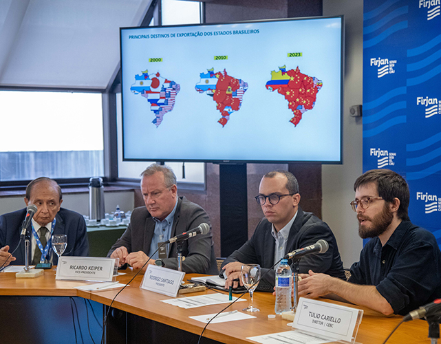 Tulio Cariello, diretor de Conteúdo do Conselho Empresarial Brasil-China, apresentou um panorama das relações bilaterais entre os dois países