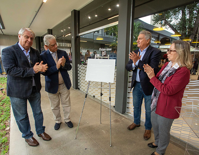 Alexandre dos Reis, Caetano, Marcelo Kaiuca e Silvia Lantimant