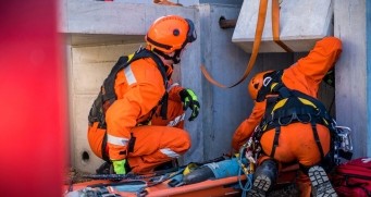 Resgate Técnico em Espaços Confinados e Trabalho em Altura conforme NBR16710 - Nível Industrial