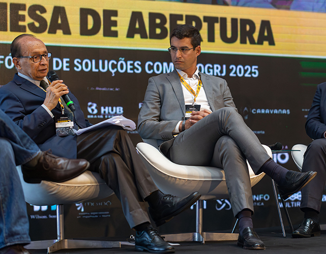 Márcio Fortes, diretor de Relações Institucionais Firjan, e Osmar Lima, secretário municipal de Desenvolvimento Econômico