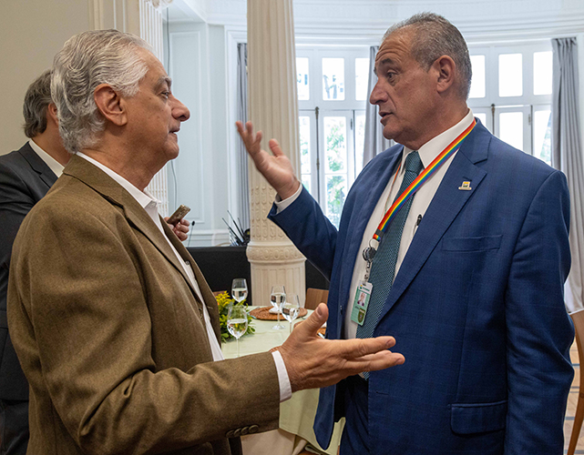 Luiz Césio Caetano, da Firjan, e Sérgio Bacci, da Transpetro, comentam sobre o bom momento da indústria naval