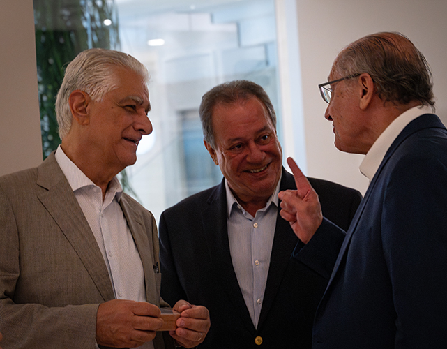 Luiz Césio Caetano, Ricardo Alban e Geral Alckmin