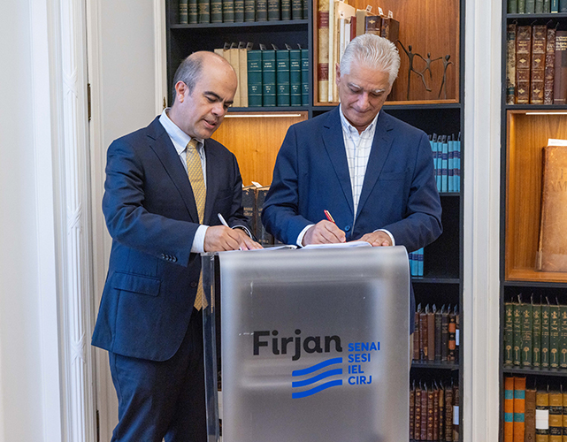 Carlos Charme Fuentes (CAF) e Luiz Césio Caetano (Firjan)