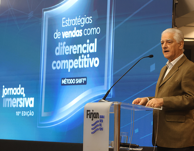 Luiz Césio Caetano, presidente da Firjan, na abertura da jornada