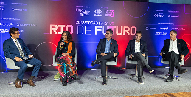 Firjan e Grupo Bandeirantes promovem debates com especialistas, que apontam propostas para o desenvolvimento socioeconômico do Rio de Janeiro