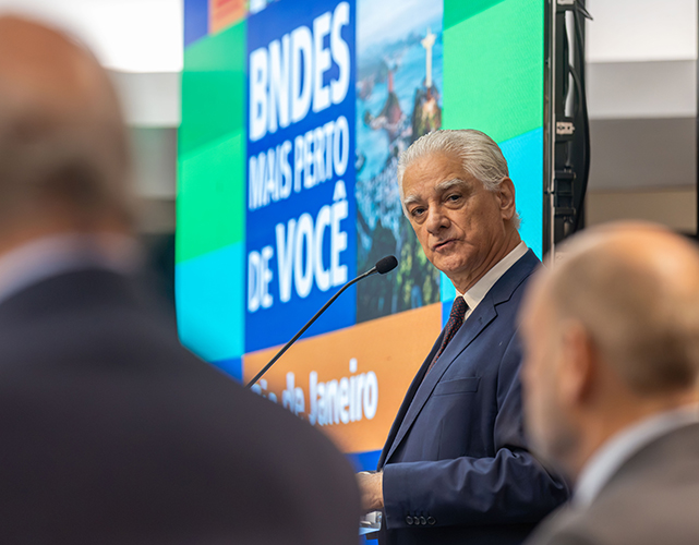 Luiz Césio Caetano destacou que facilitar o acesso ao crédito é fundamental para aumentar a competitividade das empresas