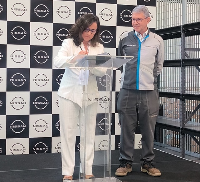 Gerente de Pesquisa e Serviços Tecnológicos da Firjan SENAI assinou acordo com o VP de Manufatura e Operações da Nissan