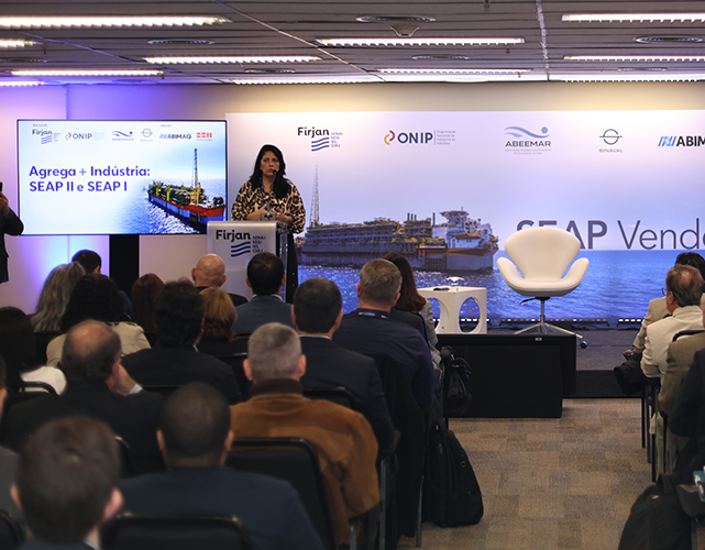 Karine Fragoso, gerente-geral de Petróleo, Gás, Energias e Naval da Firjan SENAI SESI