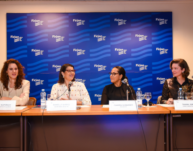 Da esq. para dir.: Nathalie Kuperman, Daniele Barros, Claudia Guimarães e Taiana Jung